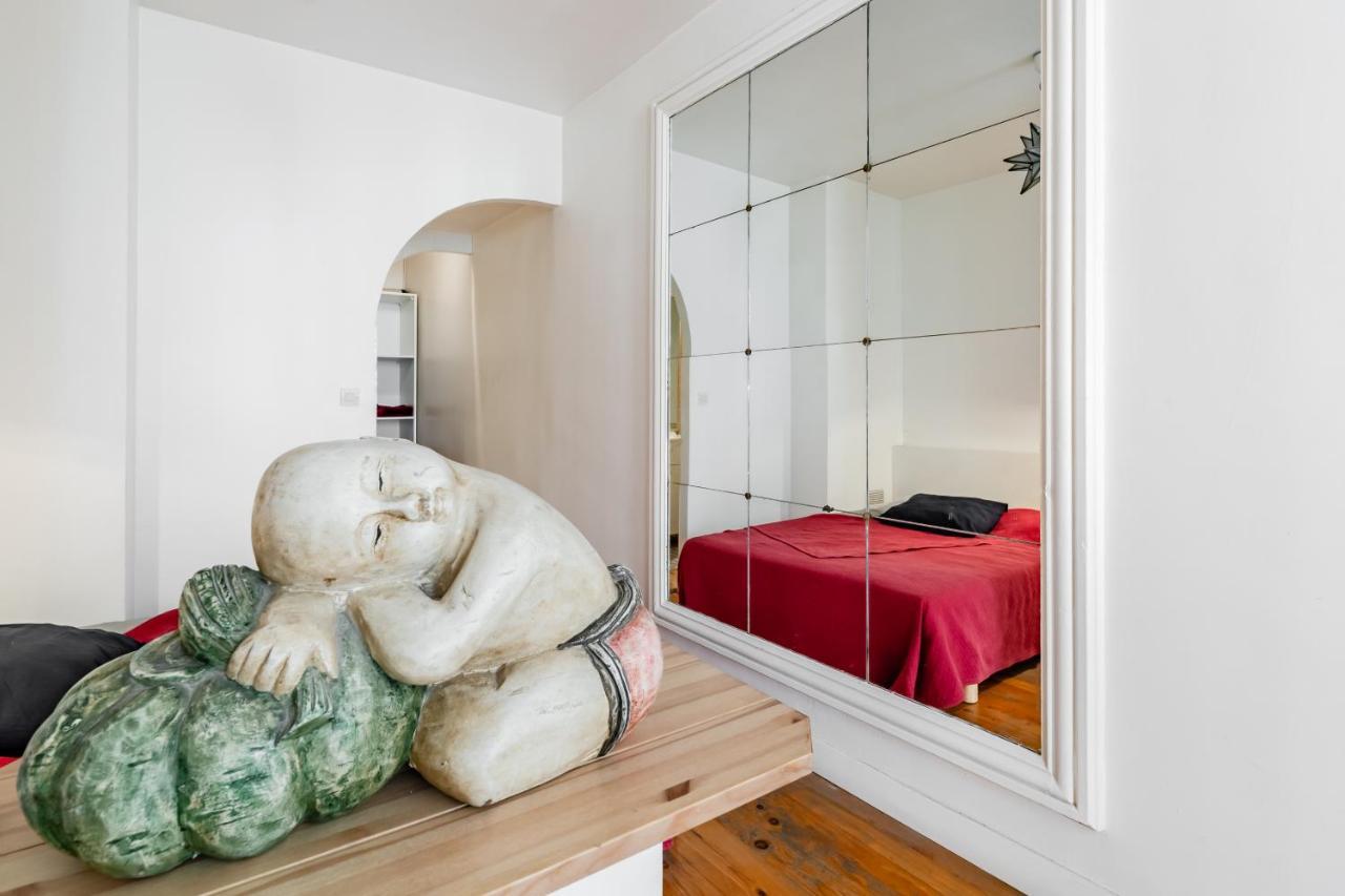 De Grand Standing, Joliment Decore