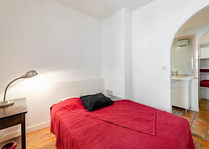 Appartement De Grand Standing, Joliment Decore